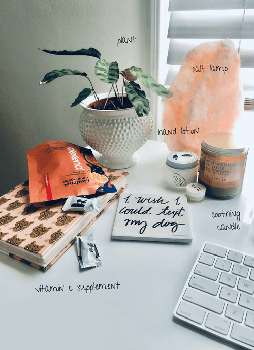Desk essentials for productivity | kindroot
